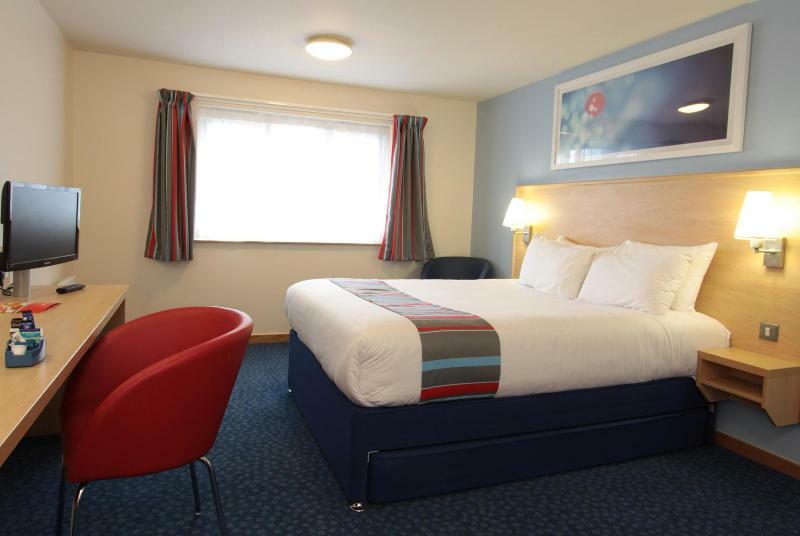 Travelodge Birmingham Central Broadway Plaza Экстерьер фото
