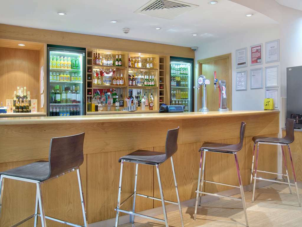 Travelodge Birmingham Central Broadway Plaza Ресторан фото